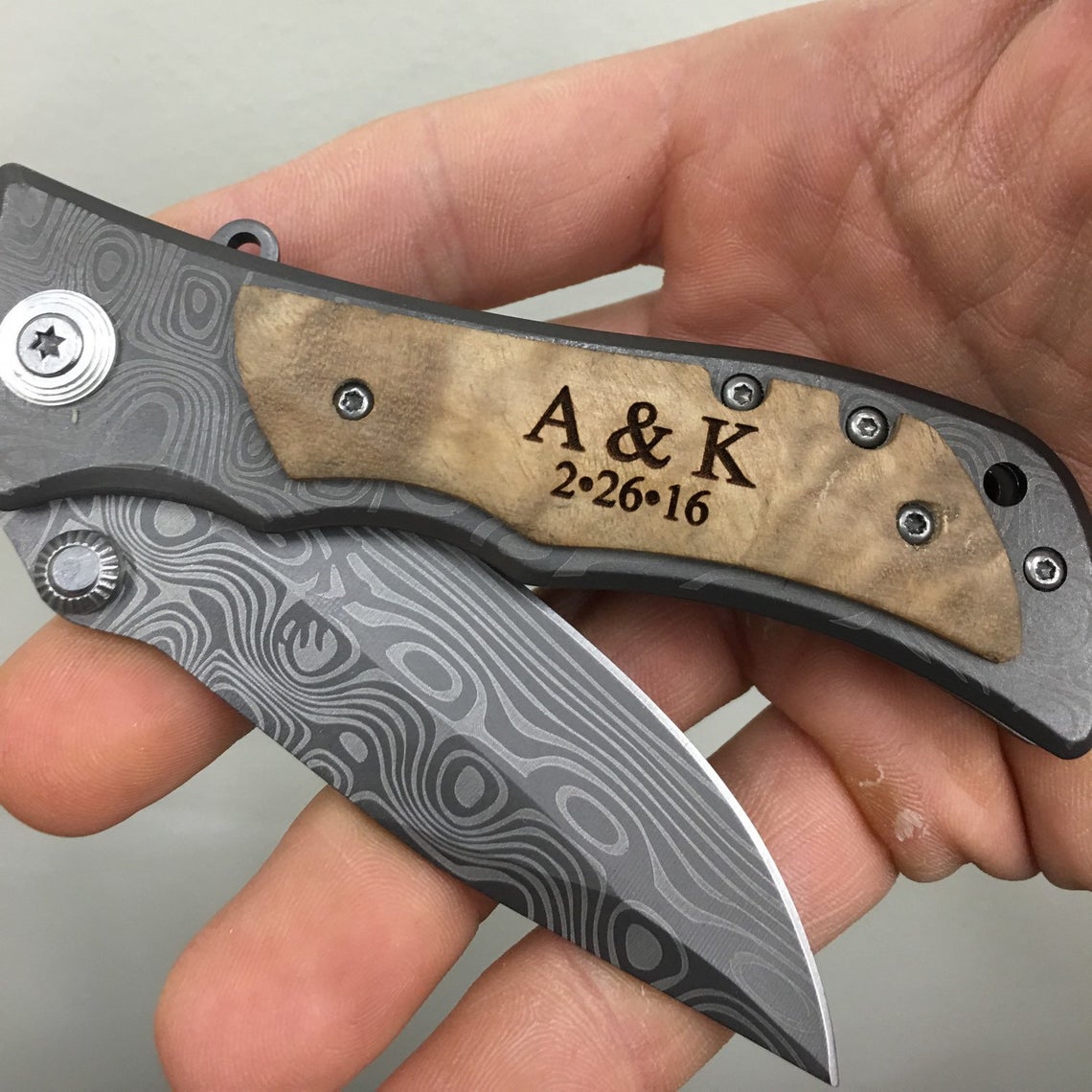 Personalized Folding Pocket Knife – Everything Decorated